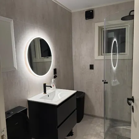 Brand New Apartment, Centrally Located In * Alta